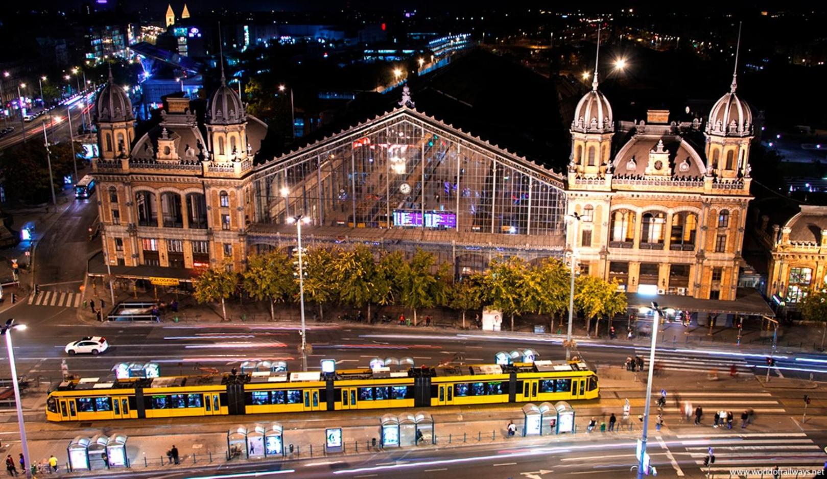 Little Americas Westend Residence Apartments Budapeşte Dış mekan fotoğraf